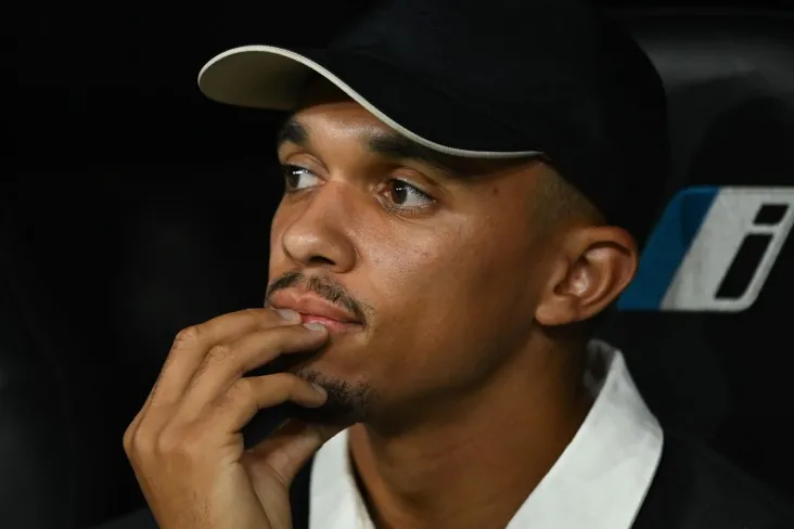 "Bu sharmandalik." Aleksandr-Arnold-Prestianni va Vinisius o'rtasidagi voqea haqida