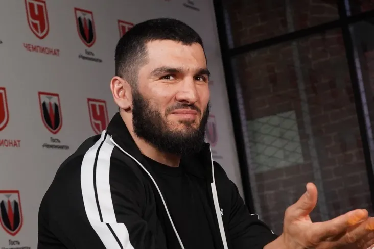 Beterbiyev qaysi yulduz bokschi bilan jang qilganini aytib berdi