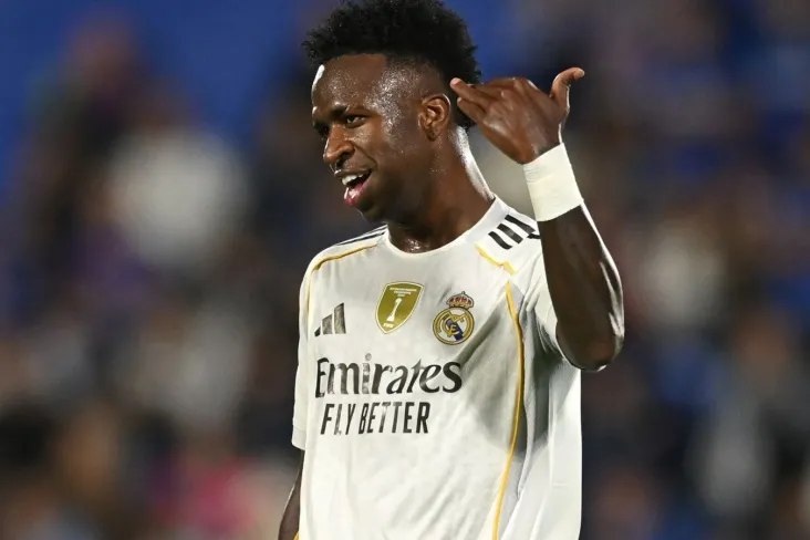 "Prestiannining rafiqasi uni qora tanli odam bilan aldagan bo'lishi mumkin." Melo-LCHDAGI irqchi janjal haqida