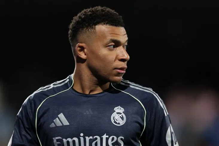 "Odamlar uni qanday qilib munosib deb ayta olishlarini tushunmayapman." Mbappe-Vinisius mojarosi haqida