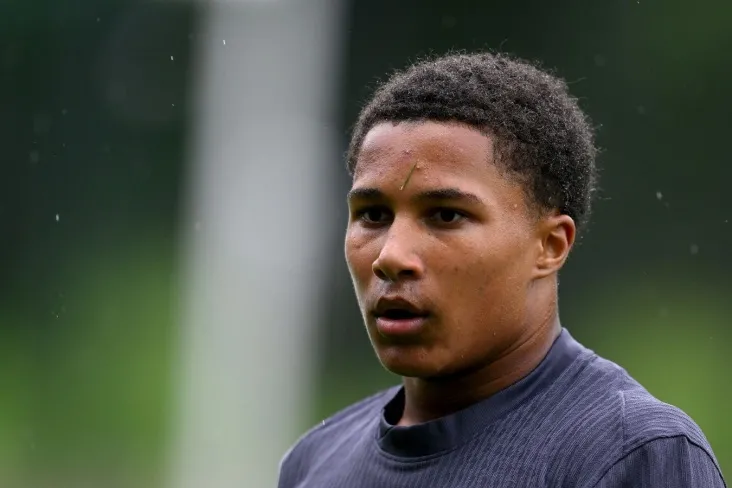 "Barselona" 16 yoshli ingliz hujumchisining transferini kelishib oldi — Sport.es