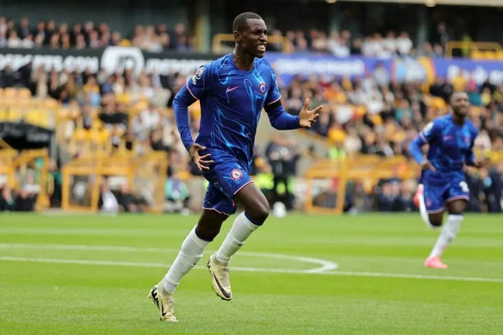 "Manchester Yunayted "yozda" Chelsi " dan Nikolas Jeksonni imzolashi mumkin-TEAMtalk