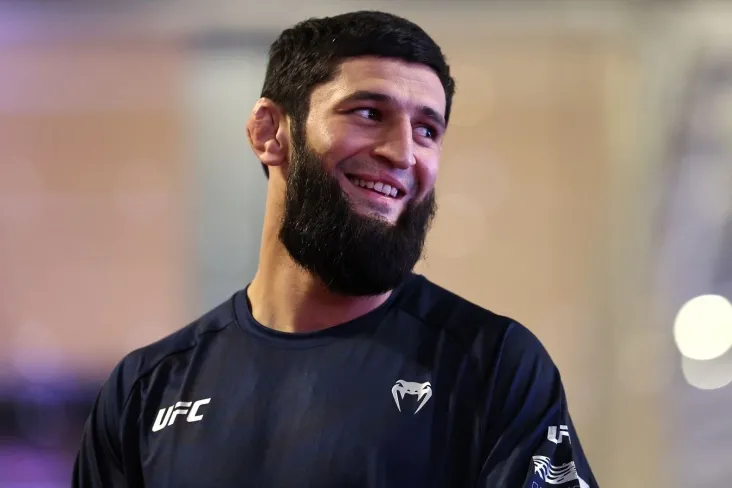 Hamzat Chimayev Aleks Pereyra uning chaqirig'iga javob bermaganini aytdi