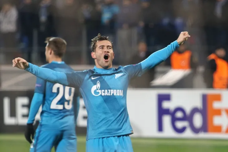 Aleksandr Kerjakov Rafael Benitesning" Liverpul " ga o'tishdan qanday voz kechganini aytib berdi