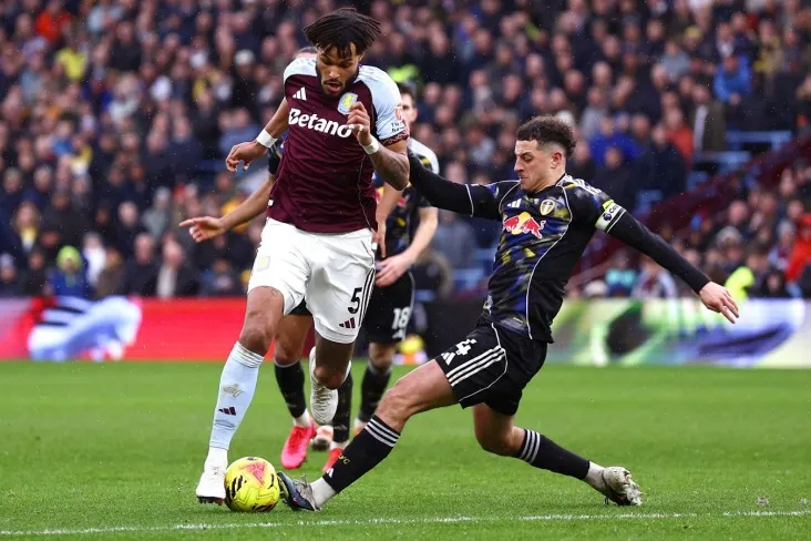 Aston Villa APLning 27-turida "Lids Yunayted" dan mag'lubiyatdan qutulib qoldi