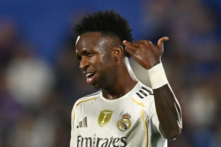 "Osasuna" muxlislari Vinisiusni La liganing "Real" bilan o'yinidan oldin shov-shuv qilishdi-COPE