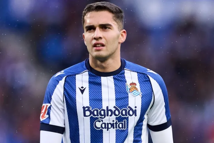 "Real Sossedad" da ular Zaharyanni yozda sotishni rejalashtirmaganliklarini aytishdi