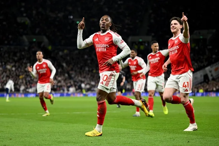 Eze va Diekereshning dubli" Arsenal "ga" Tottenxem Hotspur " ni 27-APL turida mag'lub etishga yordam berdi