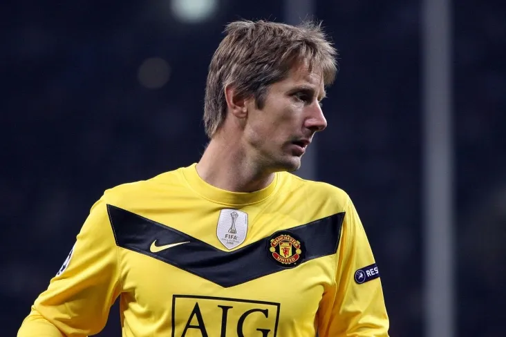 Van der Sar amaldagi golkiperlarning eng yaxshi 3 taligini nomladi va darvozabon o'yinining evolyutsiyasi haqida gapirdi