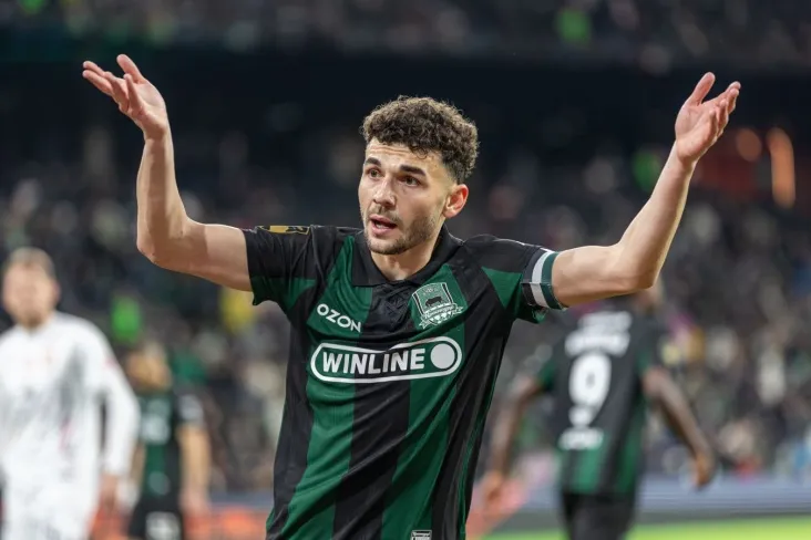 "Nega menga qo'ng'iroq qilyapsiz? Spertsian bu qishda Lidsning unga bo'lgan qiziqishi haqida gapirdi