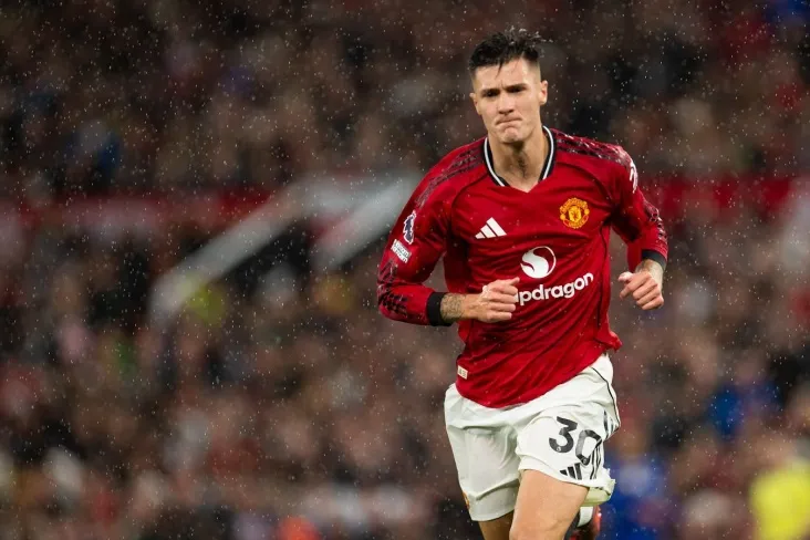 "Manchester Yunayted" hujumchisi Sheshko Berbatov bilan suhbatlashganmi yoki yo'qmi deb javob berdi