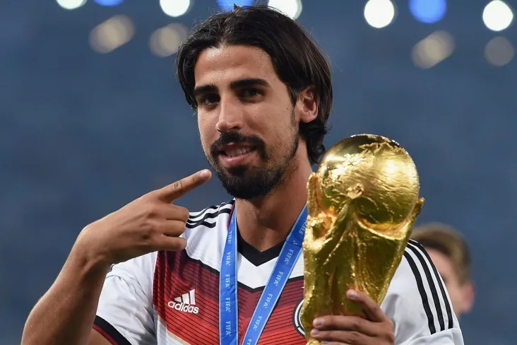 Sami Xedira: Angliya hozirda futbolning gullab-yashnashini boshdan kechirmoqda