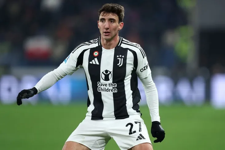 "Real "va" man Siti "60-70 million evrolik" Yuventus " himoyachisi uchun kurashishi mumkin