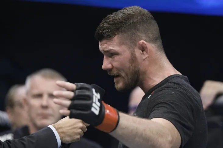 Bisping Ernandesga yarim o'rta vaznga o'tish haqida o'ylashni taklif qildi