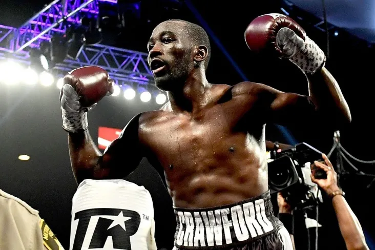 Terens Krouford yaqinda bo'lib o'tgan yuqori darajadagi boks jangini shartnomaviy deb atadi