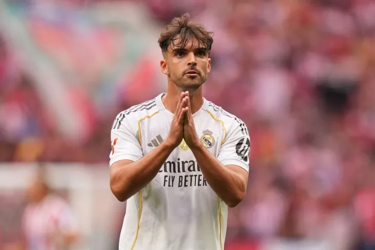 Raul Asensio LCH uchrashuvidagi to'qnashuv tufayli kasalxonaga yotqizilganidan keyin muxlislarga murojaat qildi