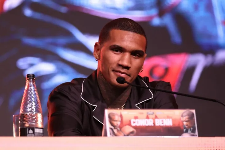 Benn 11 aprel kuni sobiq chempion Progreysga qarshi Xirnni tark etganidan keyin birinchi jangni o'tkazadi