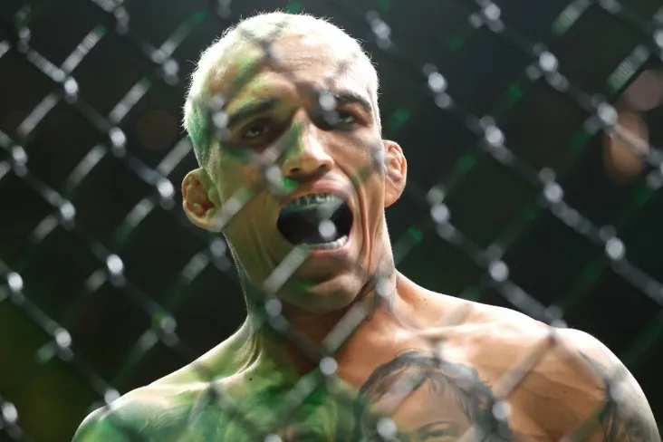 Oliveyra Topuriyadan mag'lub bo'lganidan keyin nafaqaga chiqish haqida o'ylaganini tan oldi