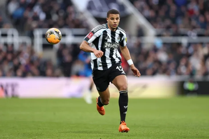 "MU" Malik Tshau uchun qiziqarli, "Nyukasl" himoyachini 75-80 million evroga baholaydi-Konur