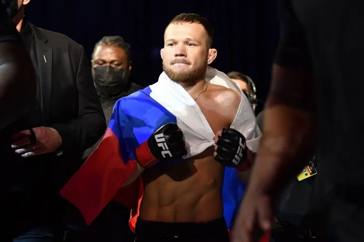 Pyotr Yan Nurmagomedov bilan qizil maydonda UFC turnirida jang qilishga tayyormi, deb javob berdi