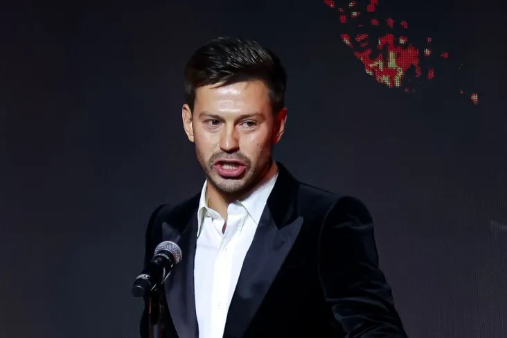 "Kim uni qo'yib yubordi? Smolov Xabib Rublevning futbol o'yinidagi o'yinidan qanday g'azablanganini esladi