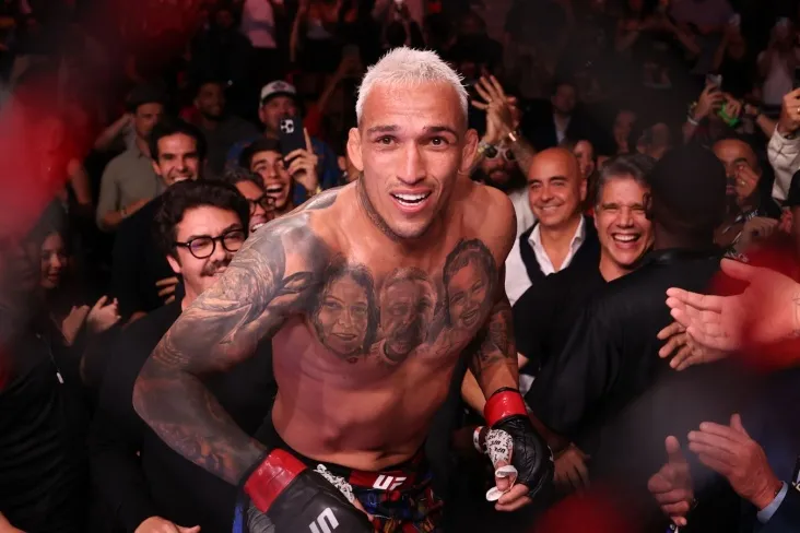 Charlz Oliveyra: jang statistikasi, UFC reytingi, rekord, qancha g'alaba, mag'lubiyat