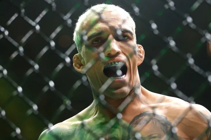 "Otam menga aytdi." Oliveyra-UFCdagi janglardagi xatti-harakatlari haqida