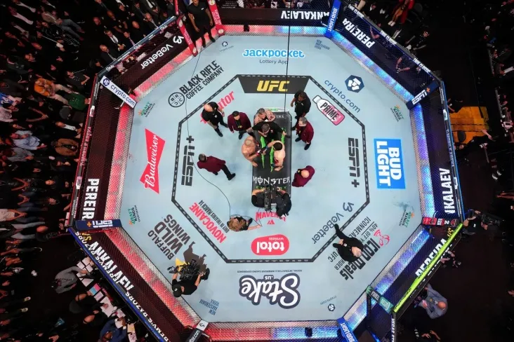 RCC rahbari: oq uyda UFC kartasi o'rnatildi. Men u erda Yanni ko'rmoqchi edim