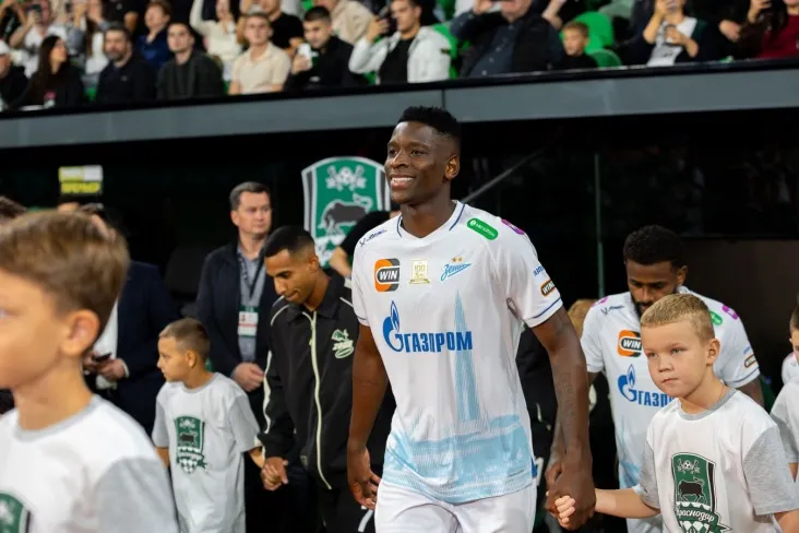 "Zenit" vingeri Luis Enrike 2026 yilgi jahon chempionatida ishtirok etish uchun Anchelotti ro'yxatiga kiritilgan Rizzo