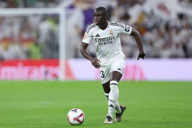 "Real" Mendining kestirib jarohati haqida xabar berdi, bu "kremsi"lageridagi o'yinchining 20-chi shikastlanishi