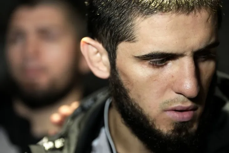 Murabbiy Maxacheva nima uchun UFC ruslarning Topuriya bilan jangini tashkil qilmaganini tushuntirdi