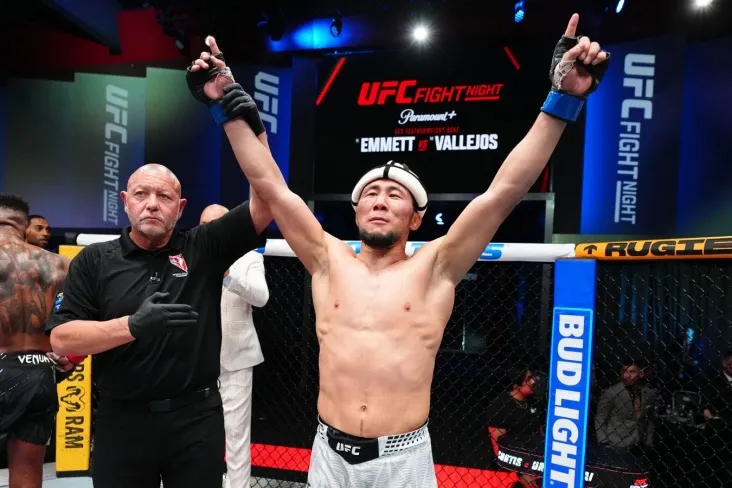 Myktibek Orolbay UFC tarixidagi eng ko'p olib tashlash bo'yicha eng yaxshi 3-o'rinni egalladi