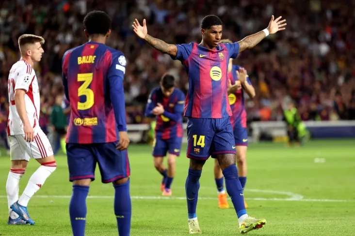 Flick va Deku "Barselona"da Rashfordning kelajagi haqida qarama-qarshiliklarga duch kelishdi