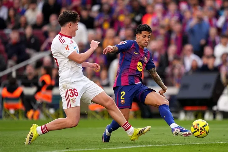 "Barselona "La liganing 28-turida" Sevilya " ni mag'lub qildi, Rafinya xet-trik qildi