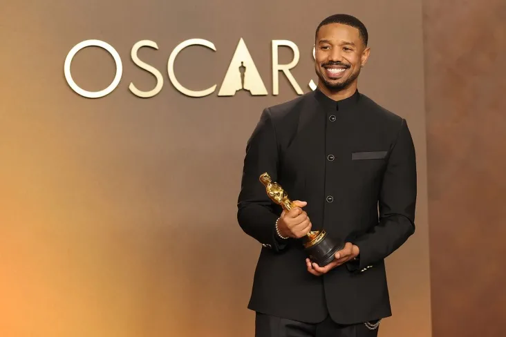 Maykl B. Jordan"Oskar" mukofotiga sazovor bo'lgan APL klubining birinchi hamraisi bo'ldi