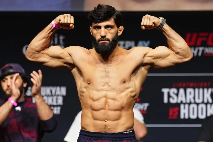 Volkanovskiy Tsarukyan va Xollouey jangini bashorat qilishda xatolikni tan oldi