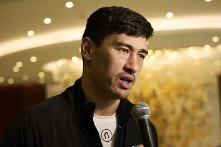 Dmitriy Bivol Xilberto Ramirez va Devid Benavides o'rtasidagi jangda asosiy omilni keltirdi