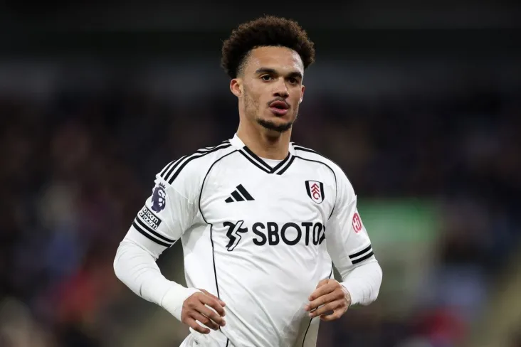 "MU "va" Liverpul "Entoni Robinsonga qiziq, "Fulxem" 35-45 million evro talab qiladi — CO