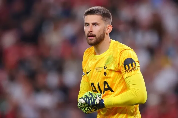 "Tottenxem" darvozaboni Vikario operatsiya qilinadi