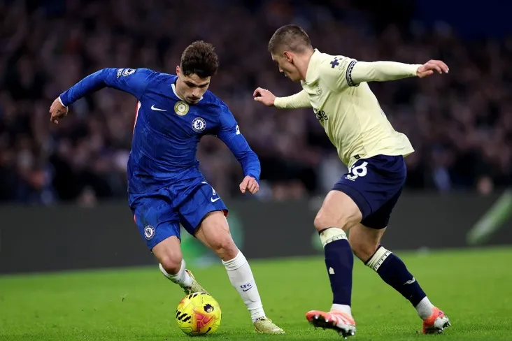 "Everton" - "Chelsi": APLning 31-tur uchrashuvi soat nechada boshlanadi, translyatsiyani qayerda tomosha qilish kerak