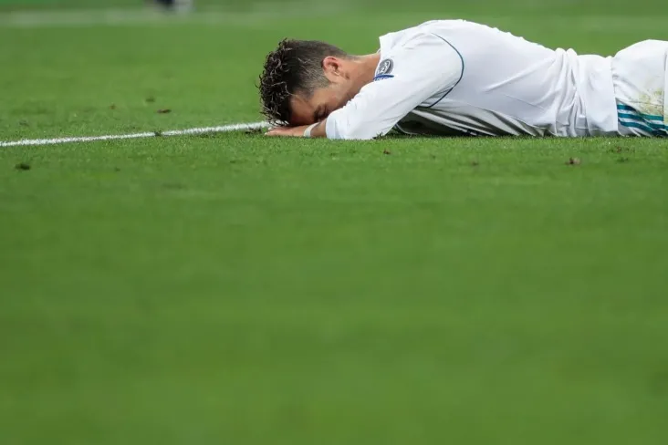 "Men nima qildim?!"Real" ning sobiq o'yinchisi Ronalduga qanday qilib og'ir jarohat etkazganini aytib berdi