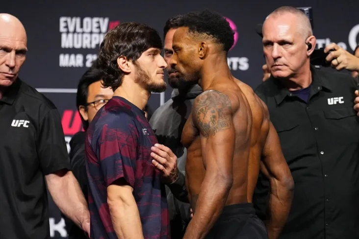 "Men jangning yozuvini ko'rdim. Qanday bo'lmasin, tabriklayman." Merfi-Evloyev bilan jang haqida