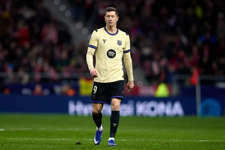 Fabrizio Romano Levandovski Barselonada qolishi mumkinligi haqidagi mish-mishlarga munosabat bildirdi