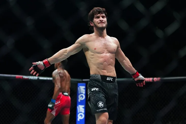 Helvani: Evloyev Merfiga qarshi to'rt raundda qanday g'alaba qozonishi mumkinligini tushunmayapman