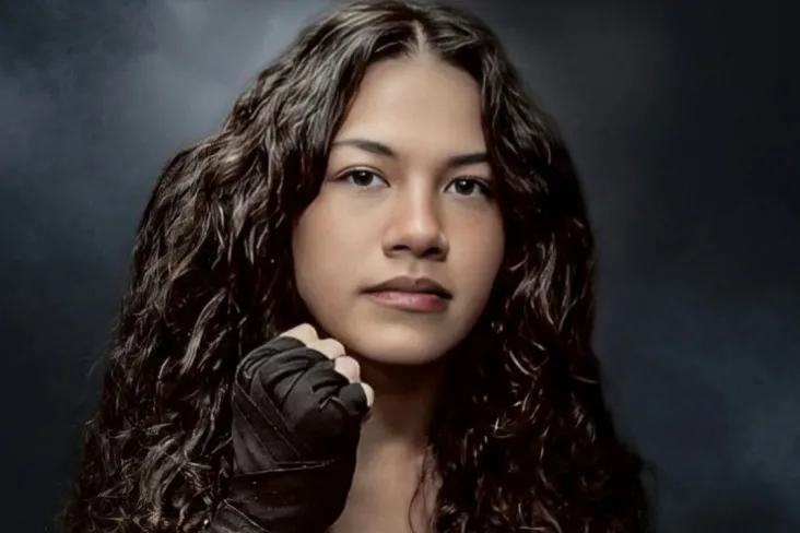 Amerikalik bokschi Aysis Sio og'ir nokautdan so'ng sun'iy komaga kiritildi