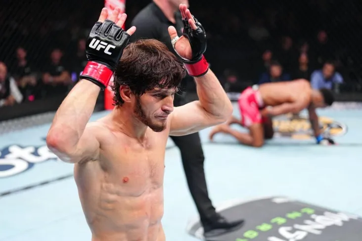 Aljamein Sterling Evloyevning UFCda ikkita mag'lubiyati borligini aytdi