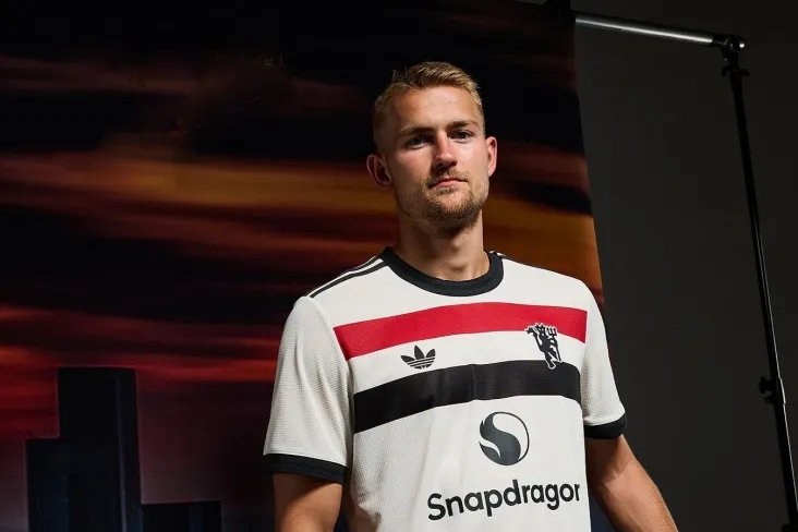 The Sun de Ligt va Martinesning jarohatlardan qaytish vaqti haqida insaydni baham ko'rdi