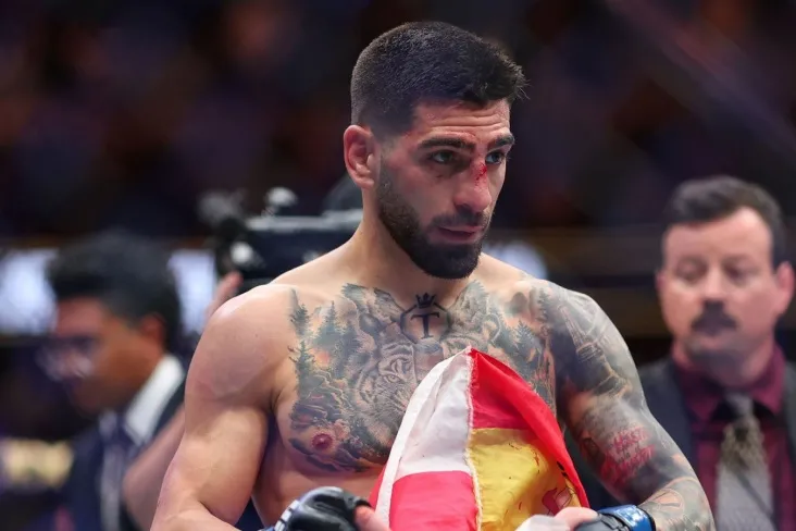 Abdel-Aziz: Agar Topuriya Maxachev bilan jang qilmoqchi bo'lsa, u engil vazn toifasida chempionlikni tark etishi kerak