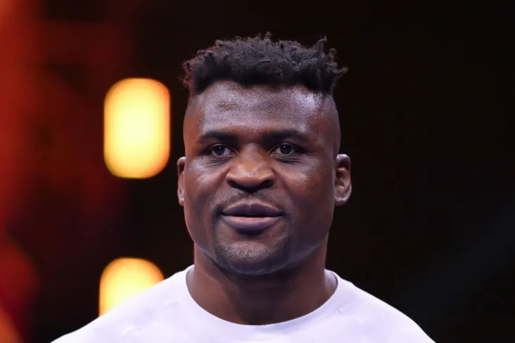 Ngannu: Verxuven Usik bilan jang qilish uchun shartnoma imzolaganini bilganimda, hafsalam pir bo'ldi