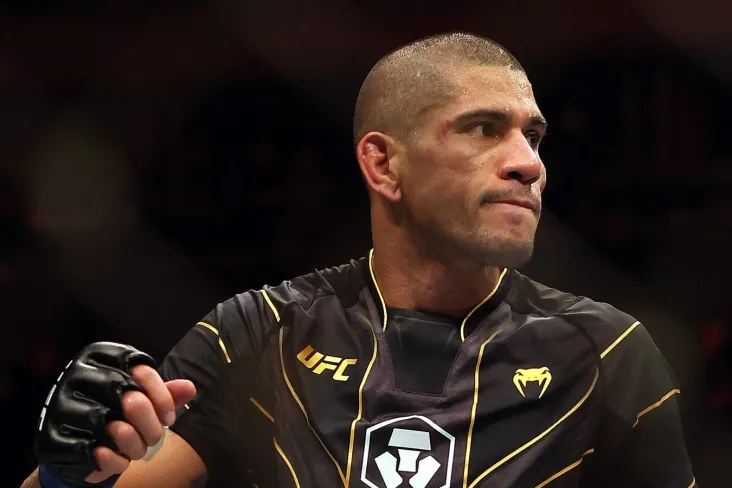 "Sizga ajoyib jang tilayman." Aleks Pereyra Payfer bilan jang qilishdan oldin Adesanyani qo'llab-quvvatladi